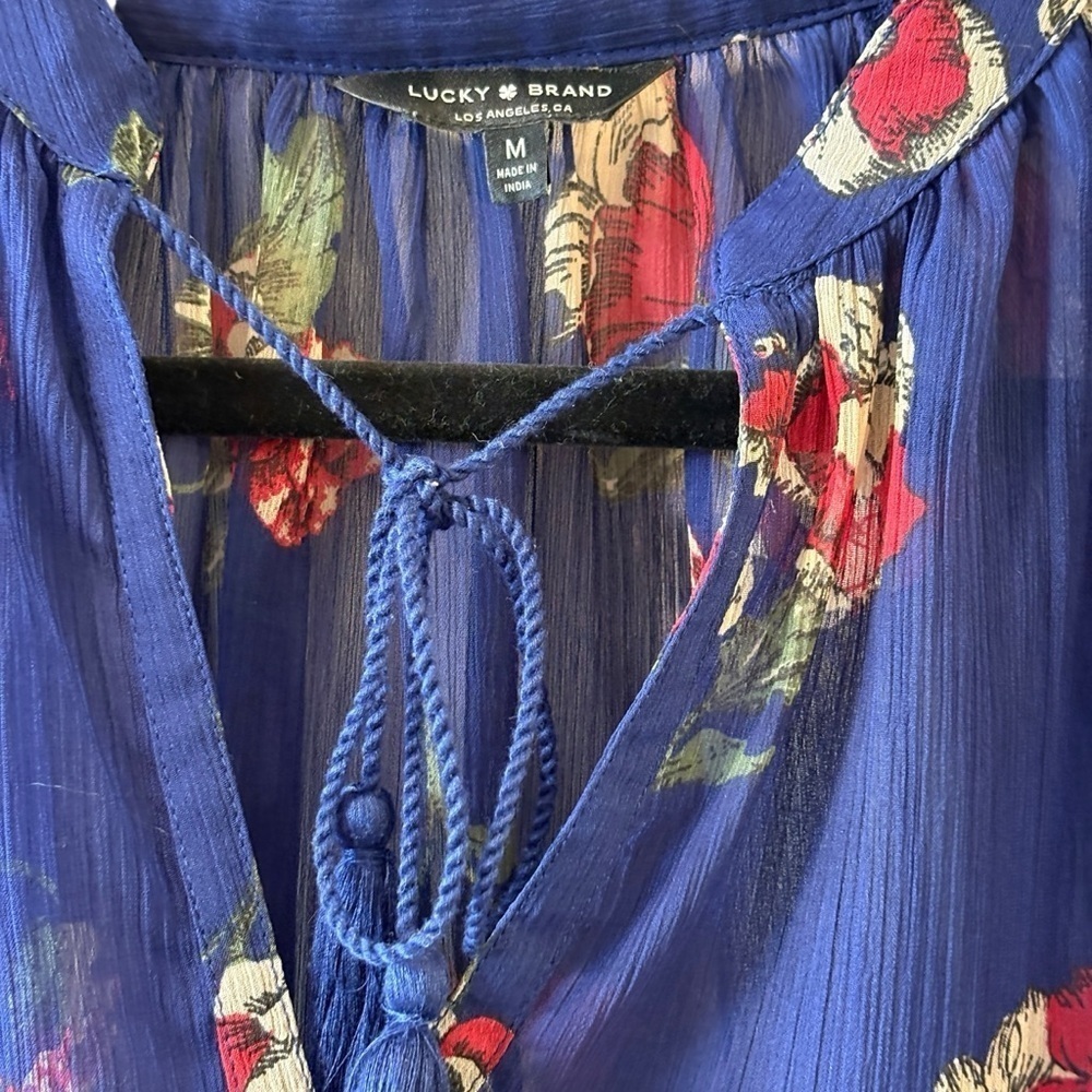 Lucky Brand Blue Chiffon Red Rose Floral Peasant V Neck Boho Blouse Size XS - Picture 7 of 11